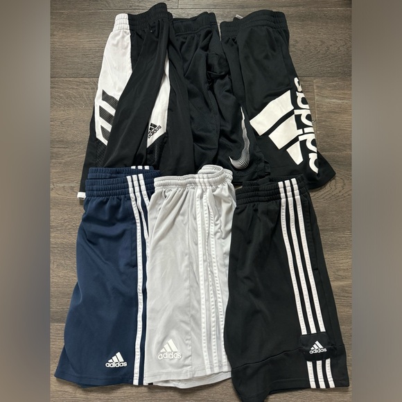 BUNDLE. 6 Boys youth shorts, 5 Adidas sz YL, 1 Nike sz YXL. Like New. - Picture 1 of 7